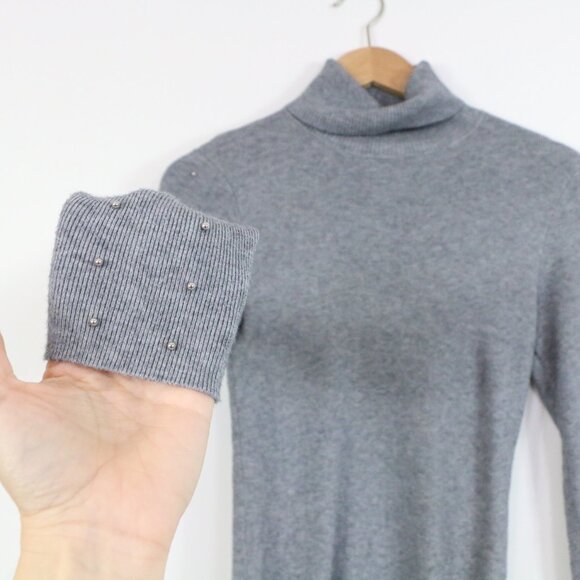 *Buffalo Fitted Grey Turtleneck Sweater - Picture 6 of 7